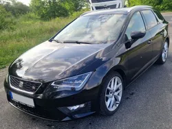 Schwarz Gebraucht 2015 Seat Leon ST FR Kombi | 13.000 €