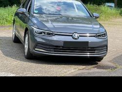 Grau Gebraucht 2022 VW Golf VIII Limousine | 26.500 € (Guter Preis)