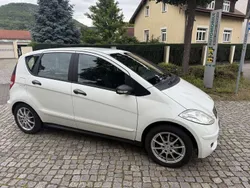 Calcitweiss unilack Gebraucht 2008 Mercedes A180 Kleinwagen | 2.480 €