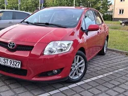 Rot Gebraucht 2010 Toyota Auris Executive Limousine | 4.890 € (Superpreis)