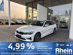 Weiß Gebraucht 2022 BMW 330e Sport Line Kombi | 30.780 € (Fairer Preis)