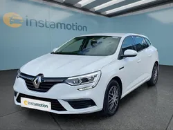 Weiß Gebraucht 2020 Renault Mégane GrandTour Kombi | 16.199 € (Fairer Preis)