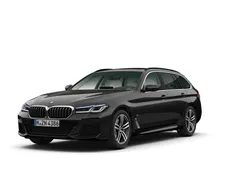 Saphirschwarz metallic Gebraucht 2024 BMW 530 M Sport Kombi | 58.900 €