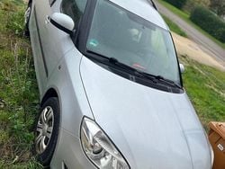 Silber Gebraucht 2012 Skoda Roomster Van / Kleinbus | 3.000 € (Guter Preis)