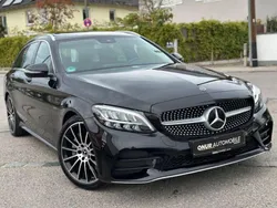 Schwarz Gebraucht 2020 Mercedes C300e AMG line Kombi | 22.950 € (Fairer Preis)