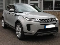 Grau Gebraucht 2019 Land Rover Range Rover evoque SE SUV | 30.700 € (Fairer Preis)