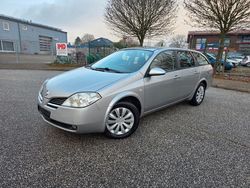 Silber Gebraucht 2004 Nissan Primera Visia+ Kombi | 2.499 €