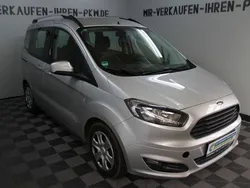 Silber Gebraucht 2017 Ford Tourneo Courier Trend Van / Kleinbus | 8.299 € (Superpreis)