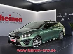 Grün Gebraucht 2024 Kia ProCeed GT-Line Kleinwagen | 25.909 € (Guter Preis)