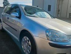 Silber Gebraucht 2004 VW Golf V Limousine | 3.200 € (Fairer Preis)