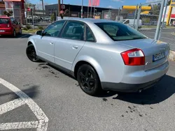 Grau Gebraucht 2001 Audi A4 Limousine | 1.600 € (Guter Preis)