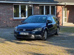 Blau Gebraucht 2014 VW Passat Kombi | 5.850 € (Fairer Preis)