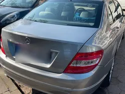 Grau Gebraucht 2009 Mercedes C250 Limousine | 8.500 € (Etwas zu teuer)