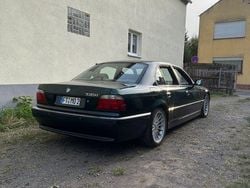 Grün Gebraucht 1997 BMW 735 Limousine | 5.800 € (Etwas zu teuer)