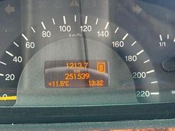 Schwarz Gebraucht 2005 Mercedes Viano Van / Kleinbus | 9.000 € (Fairer Preis)