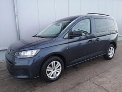 Starlightblau metallic Neu 2025 VW Caddy Basis Van / Kleinbus | 35.590 € (Superpreis)