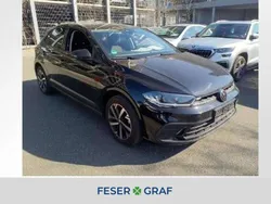 Deep black perleffekt Gebraucht 2024 VW Polo Move Limousine | 20.840 € (Guter Preis)