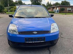 Blau Gebraucht 2003 Ford Fiesta Kleinwagen | 1.449 € (Teuer)