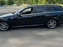 Schwarz Gebraucht 2014 Mercedes E350 Kombi | 17.700 € (Fairer Preis)