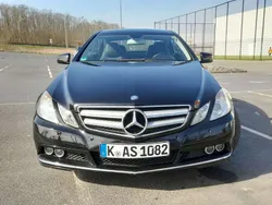 Schwarz Gebraucht 2010 Mercedes E200 Avantgarde Coupé | 9.500 € (Guter Preis)