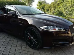Rot Gebraucht 2011 Jaguar XF S Limousine | 10.980 € (Fairer Preis)