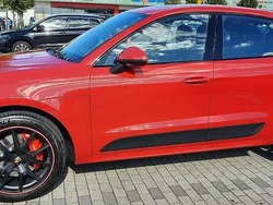 Rot Gebraucht 2018 Porsche Macan GTS SUV | 26.000 € (Etwas zu teuer)
