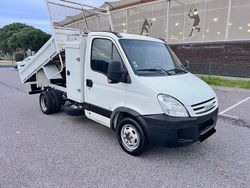 Weiß Gebraucht 2007 Iveco Daily | 10.500 €