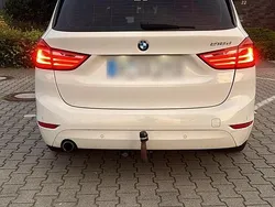 Weiß Gebraucht 2015 BMW 218 Gran Tourer Van / Kleinbus | 8.000 € (Fairer Preis)