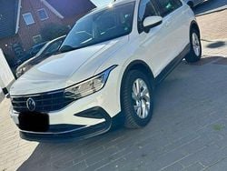 Weiß Gebraucht 2020 VW Tiguan Life SUV | 24.500 € (Fairer Preis)