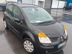 Schwarz Gebraucht 2005 Renault Modus Van / Kleinbus | 450 €
