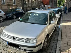 Silber Gebraucht 2002 VW Golf IV Kleinwagen | 1.550 € (Guter Preis)