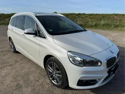 Weiß Gebraucht 2016 BMW 220 Gran Tourer Luxury Line Van / Kleinbus | 18.000 € (Fairer Preis)