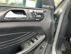 Grau Gebraucht 2015 Mercedes ML350 SUV | 20.000 € (Guter Preis)