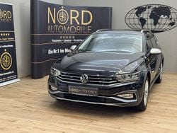 Schwarz Gebraucht 2023 VW Passat | 30.799 € (Guter Preis)