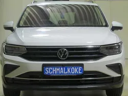 Pure white Gebraucht 2020 VW Tiguan Life SUV | 26.950 € (Guter Preis)