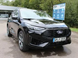 Obsidianschwarz metallic Gebraucht 2024 Ford Kuga ST-Line SUV | 39.890 € (Fairer Preis)
