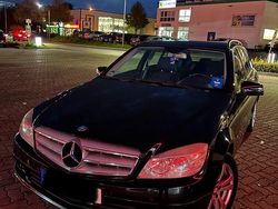 Schwarz Gebraucht 2009 Mercedes C200 Kombi | 4.800 €