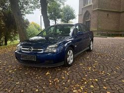 Blau Gebraucht 2004 Opel Vectra Limousine | 2.195 € (Fairer Preis)