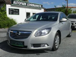 Silber Gebraucht 2009 Opel Insignia Edition Limousine | 7.500 € (Fairer Preis)