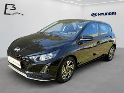 Schwarz Neu 2025 Hyundai i20 Trend Limousine | 24.990 € (Etwas zu teuer)