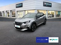 Grau Gebraucht 2021 Peugeot e-2008 GT SUV | 20.485 € (Etwas zu teuer)