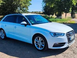 Weiß Gebraucht 2013 Audi A3 Ambiente Limousine | 11.490 € (Fairer Preis)