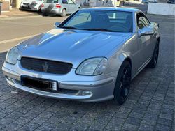 Silber Gebraucht 2001 Mercedes SLK230 Cabrio | 3.500 € (Fairer Preis)
