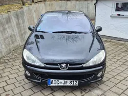 Schwarz Gebraucht 2005 Peugeot 206 CC Platinum Cabrio | 1.400 € (Guter Preis)