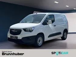 Weiss Gebraucht 2021 Opel Combo Edition Van / Kleinbus | 14.650 € (Fairer Preis)