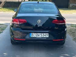 Schwarz Gebraucht 2018 VW Passat Highline Limousine | 14.800 € (Guter Preis)
