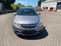 Silber Gebraucht 2005 Opel Corsa Limousine | 1.650 € (Etwas zu teuer)