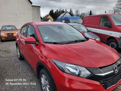 Milano red Gebraucht 2017 Honda HR-V Elegance SUV | 12.999 € (Superpreis)