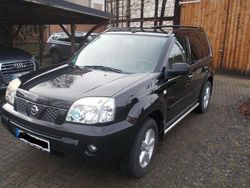Schwarz Gebraucht 2004 Nissan X-Trail Comfort SUV | 2.450 € (Superpreis)