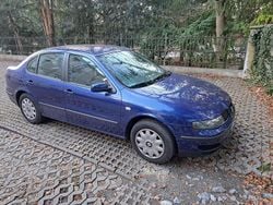 Blau Gebraucht 2002 Seat Toledo Limousine | 500 € (Superpreis)
